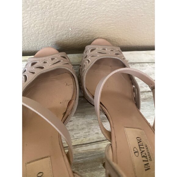 Valentino Garavani Nude Laser Cut Mary Jane Peep Toe Heels Sz 37 Made in Italy - Picture 5 of 14